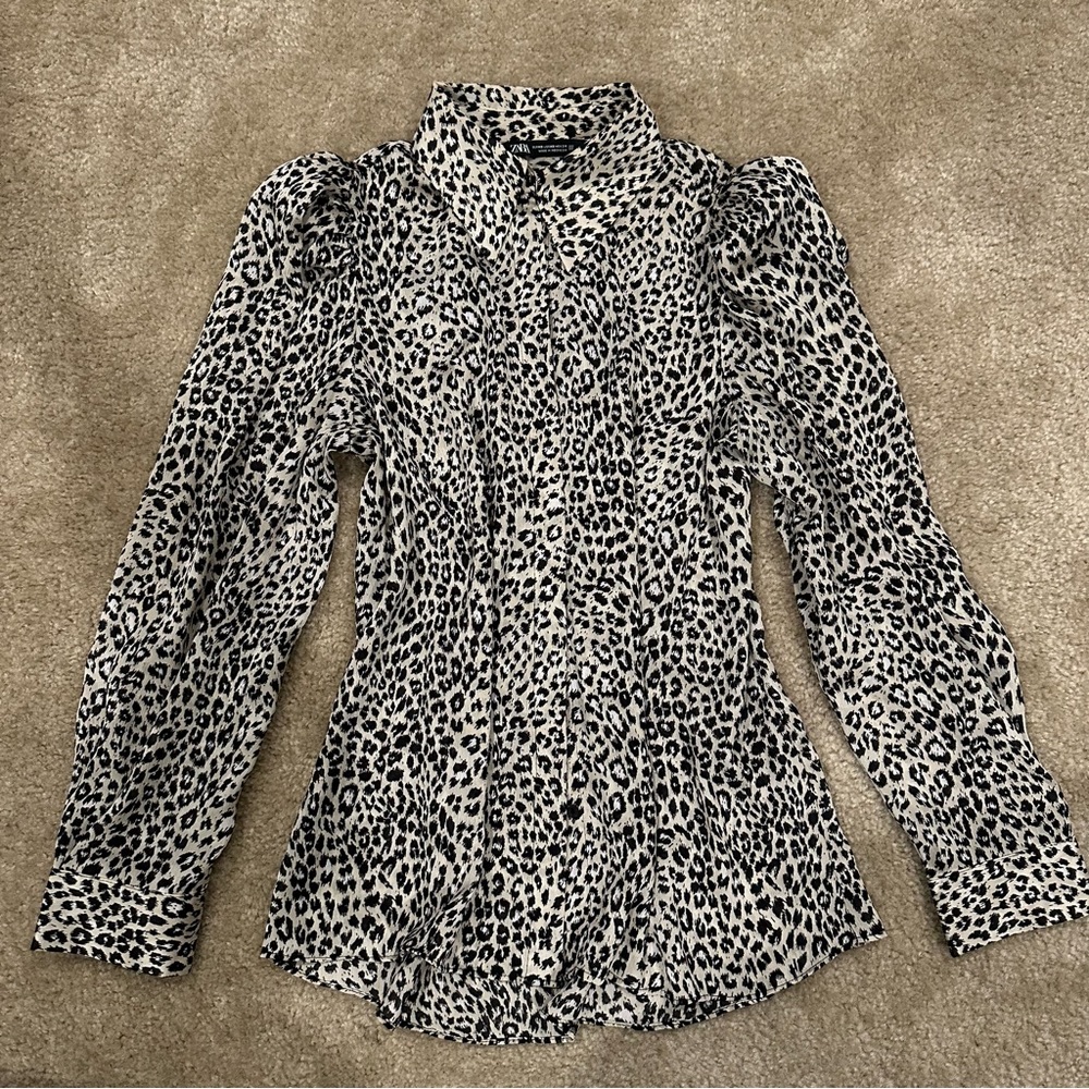 Zara Leopard Print Button Down Blouse
